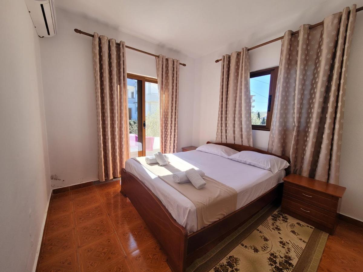 Guesthouse Veliaj Ksamil Exteriör bild