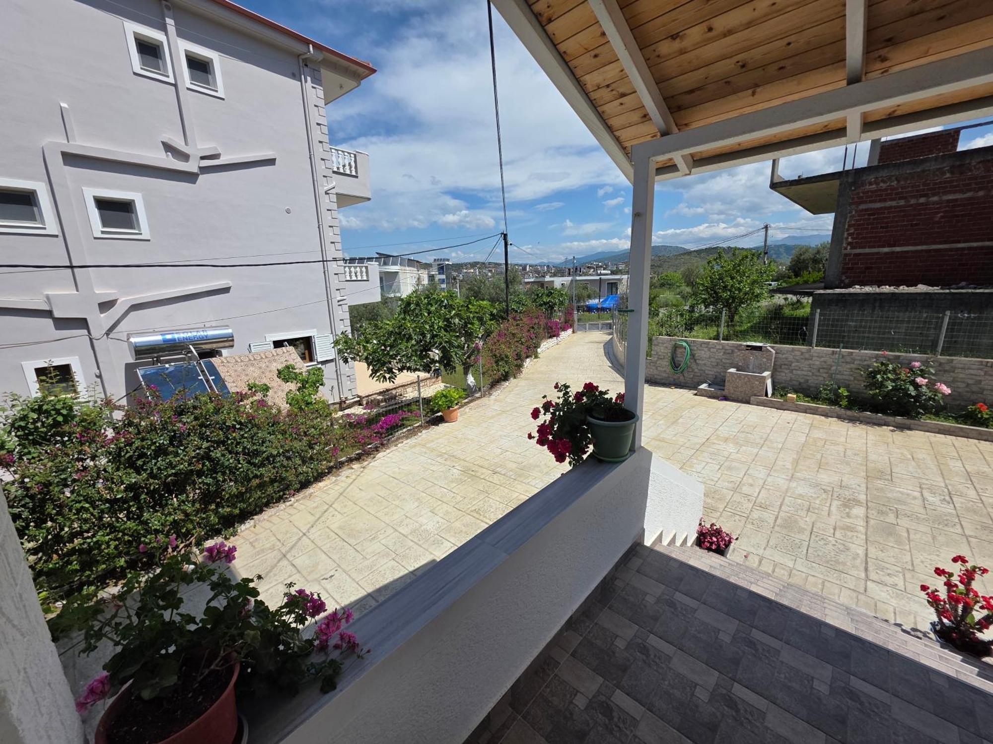 Guesthouse Veliaj Ksamil Exteriör bild